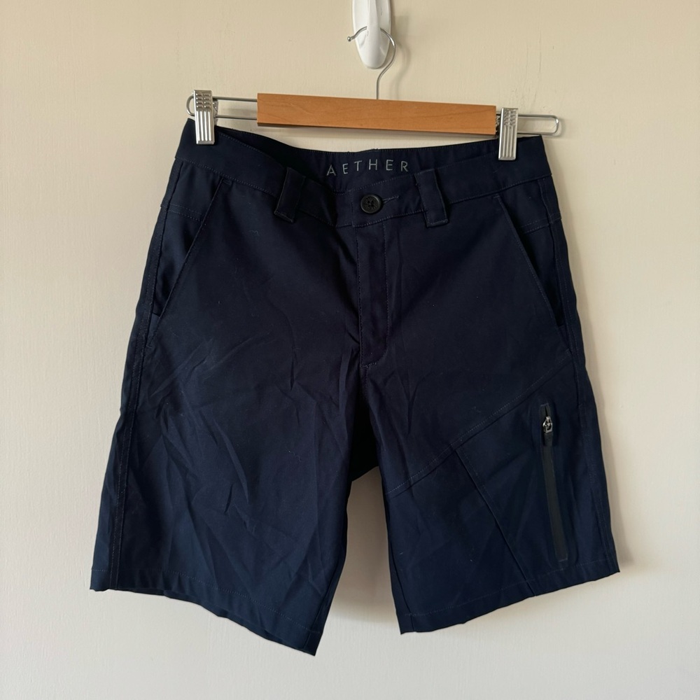 Aether shorts size 28